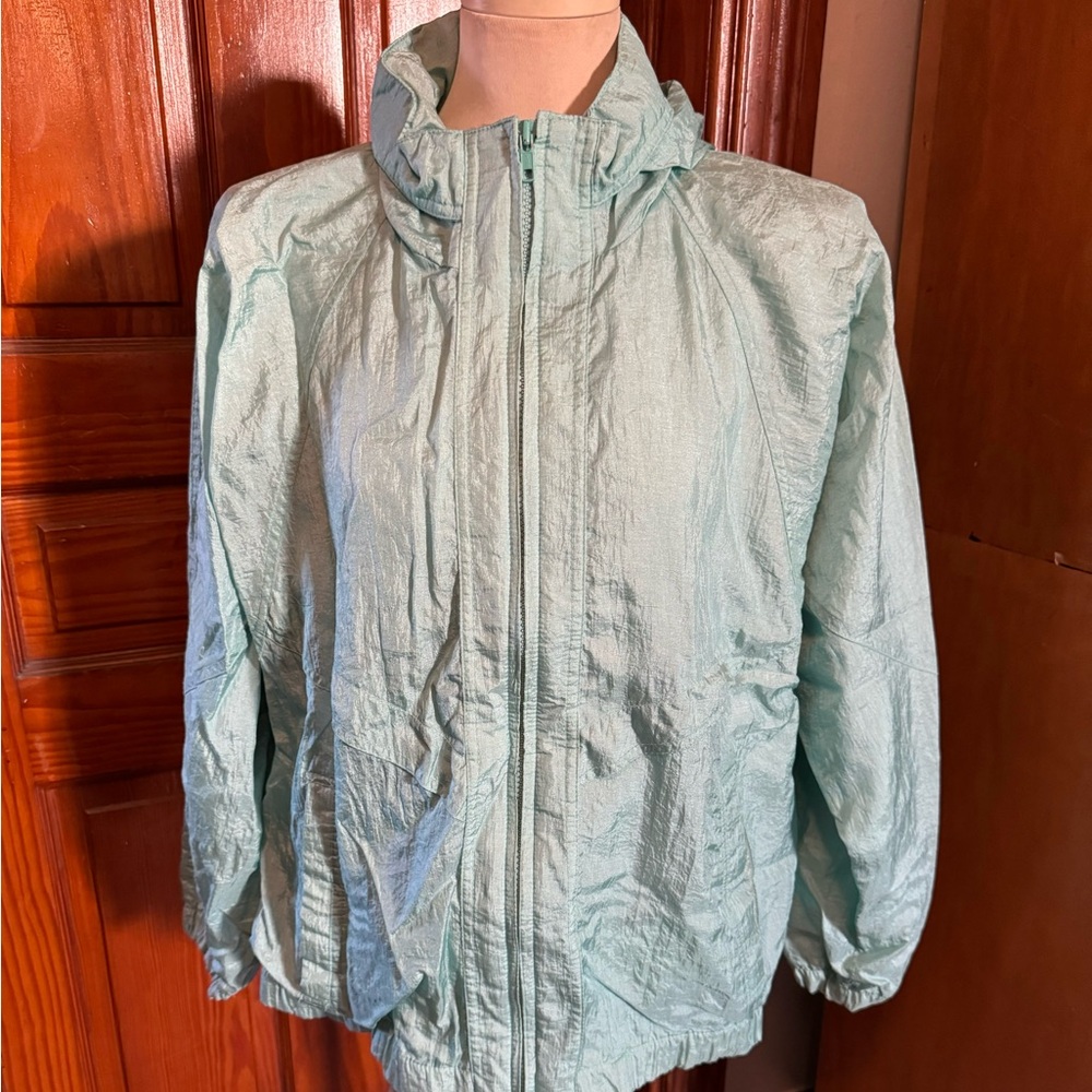 Vintage Pacific Trail Nylon Windbreaker Women Medium Mint Green Metallic Shiny